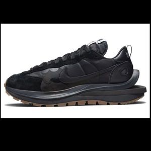 NWT Nike sacai x VaporWaffle 'Black Gum DD1875-001